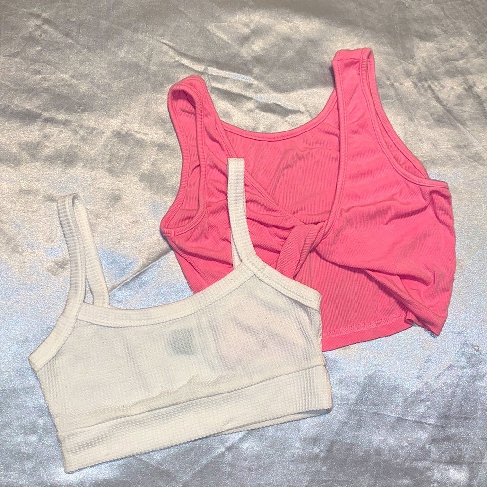 2 Tank Tops